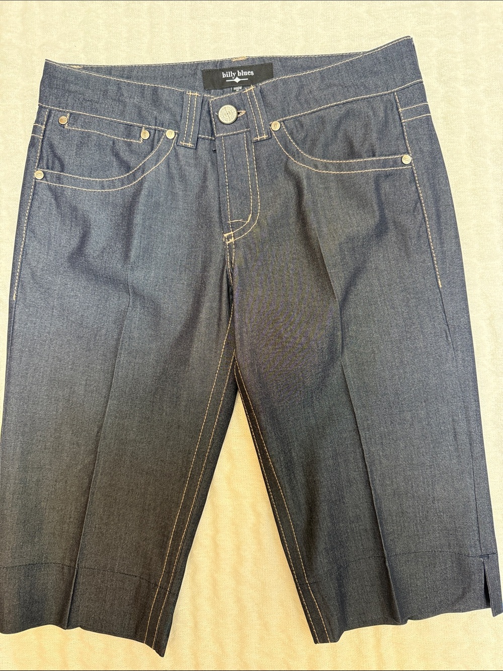 billy blues Women's Dark Bermuda Shorts